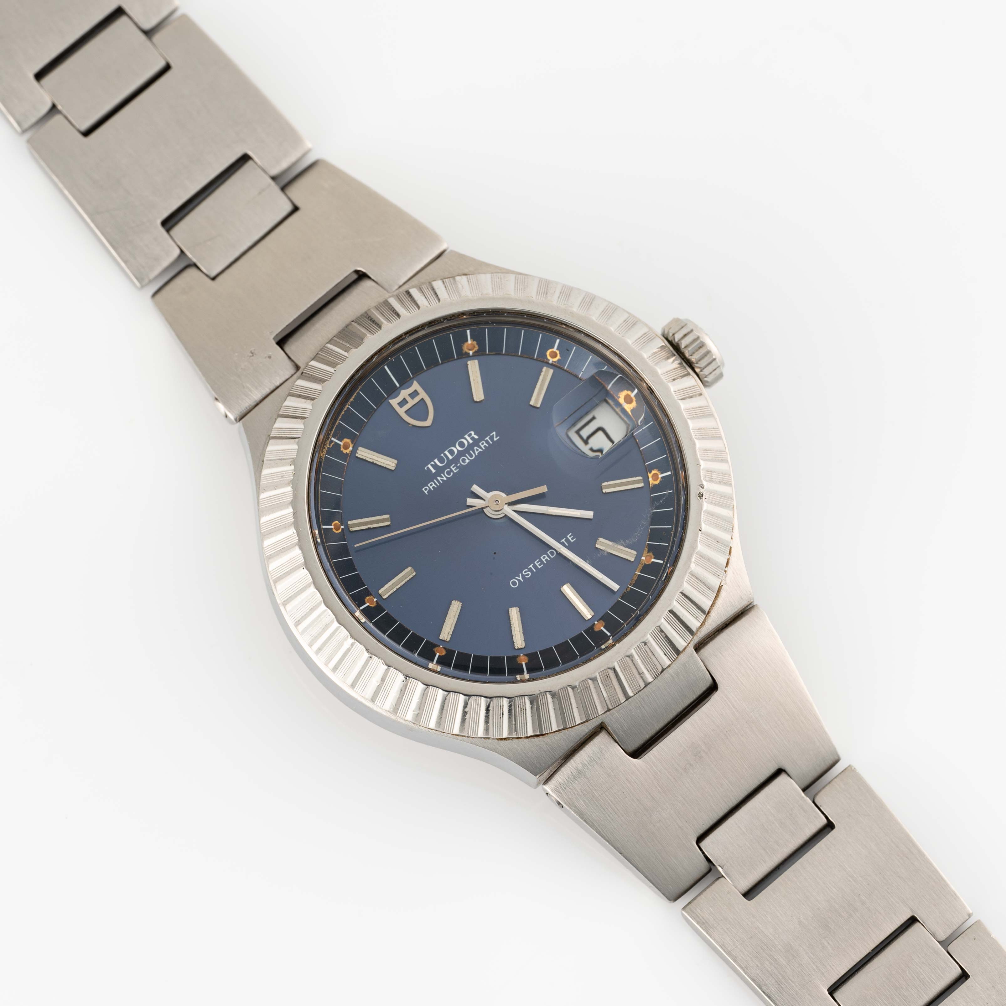 A GENTLEMAN'S SIZE STAINLESS STEEL TUDOR PRINCE QUARTZ OYSTERDATE BRACELET WATCH CIRCA 1980, REF. - Image 7 of 8