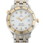 A GENTLEMAN'S LARGE SIZE STEEL & GOLD OMEGA SEAMASTER PROFESSIONAL 300M AUTOMATIC BRACELET WATCH