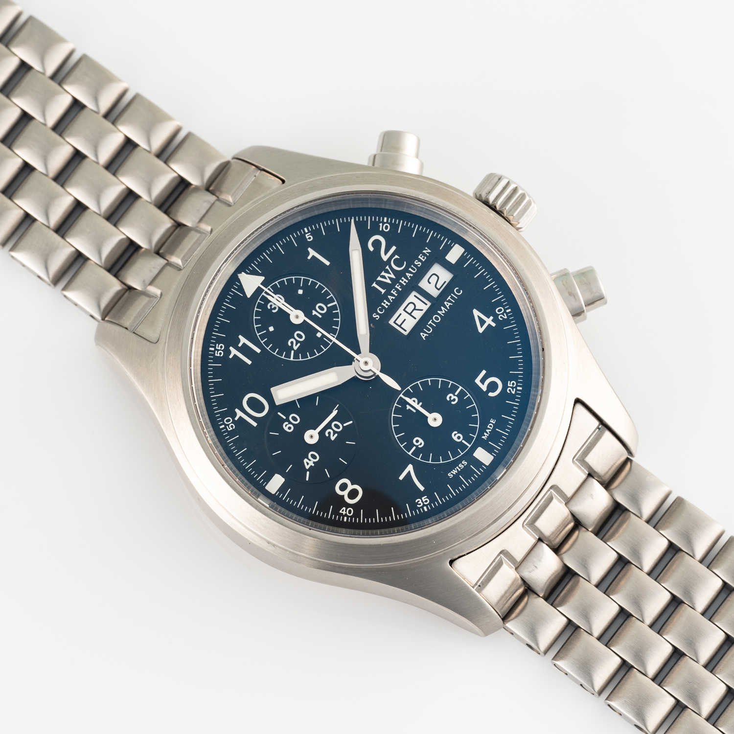 A GENTLEMAN'S SIZE STAINLESS STEEL IWC FLIEGER CHRONOGRAPH BRACELET WATCH DATED 2004, REF. - Image 4 of 9