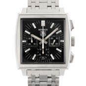 A GENTLEMAN'S SIZE STAINLESS STEEL TAG HEUER MONACO AUTOMATIC CHRONOGRAPH BRACELET WATCH DATED 2005,