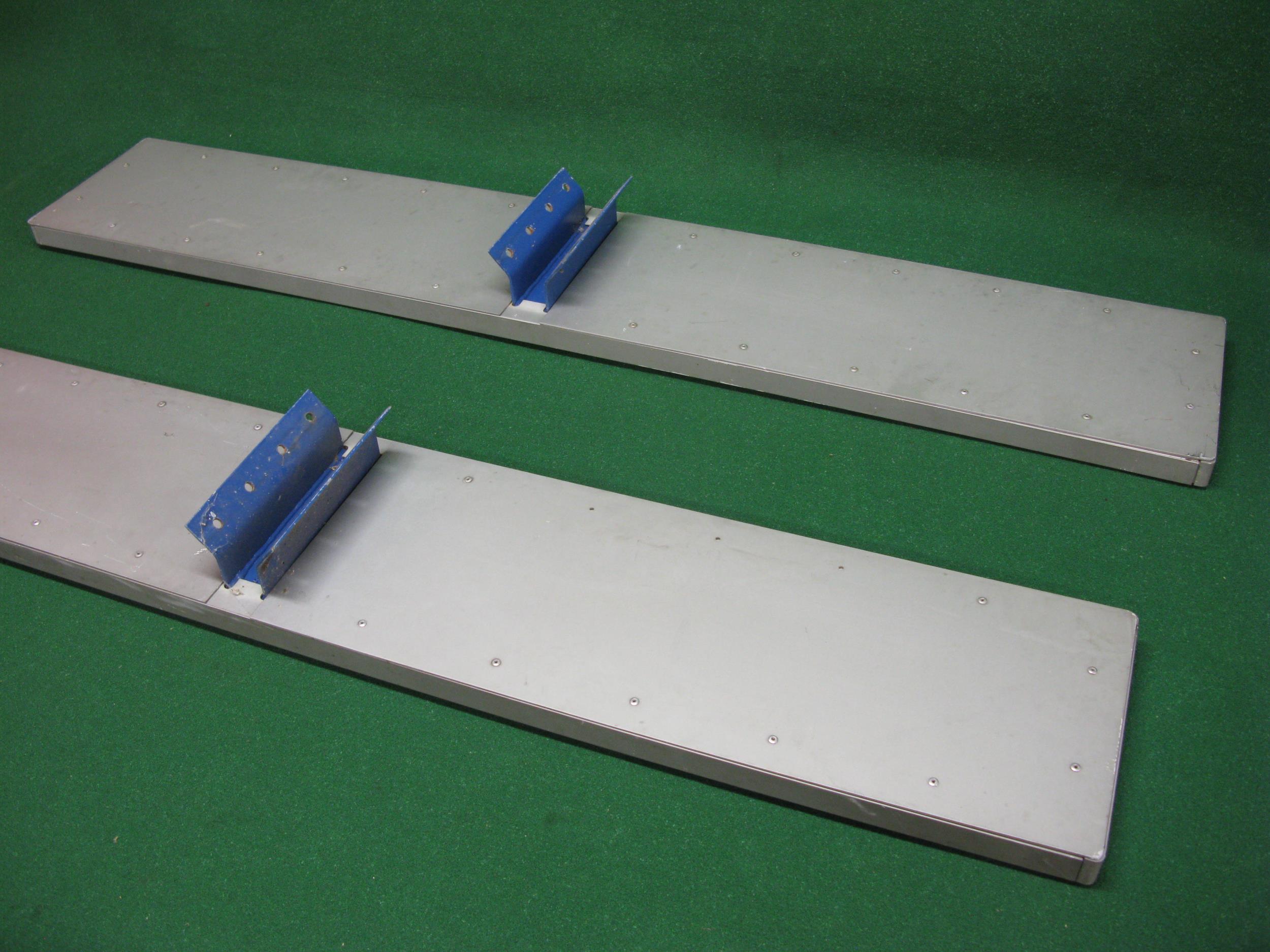 Two all metal Docklands Light Railway platform signs with mounting brackets to rear for Mudchute and - Image 4 of 4