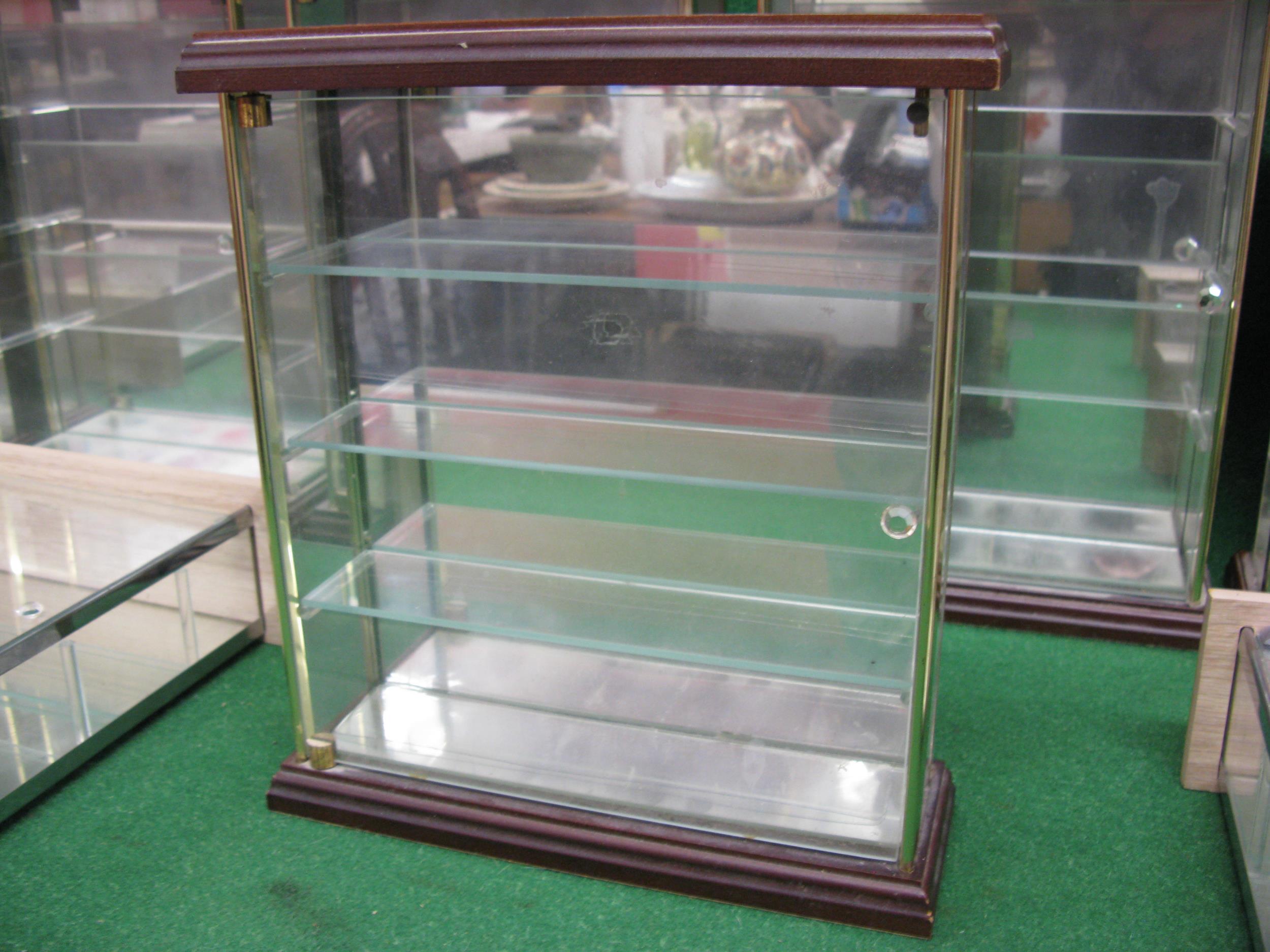 Approx nine small display cabinets with glass sides, opening door and shelves, suitable for military - Image 3 of 3