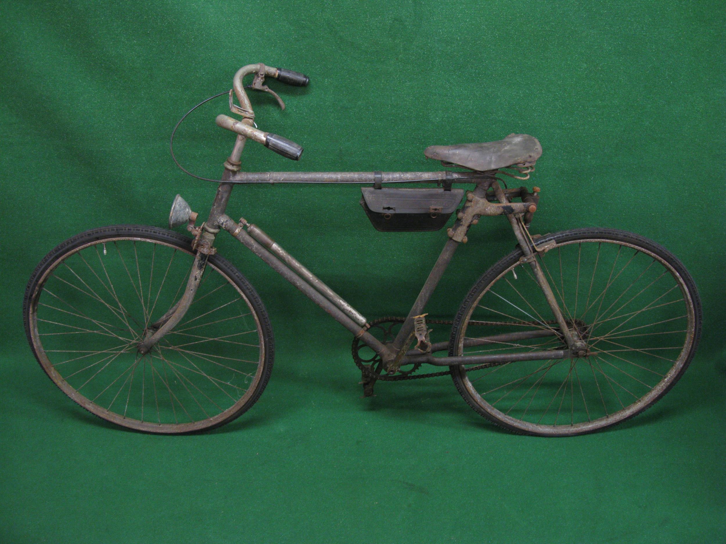 French manufacturers of weapons and bicycles St-Etienne gentleman's bicycle with leather saddle, - Image 6 of 6