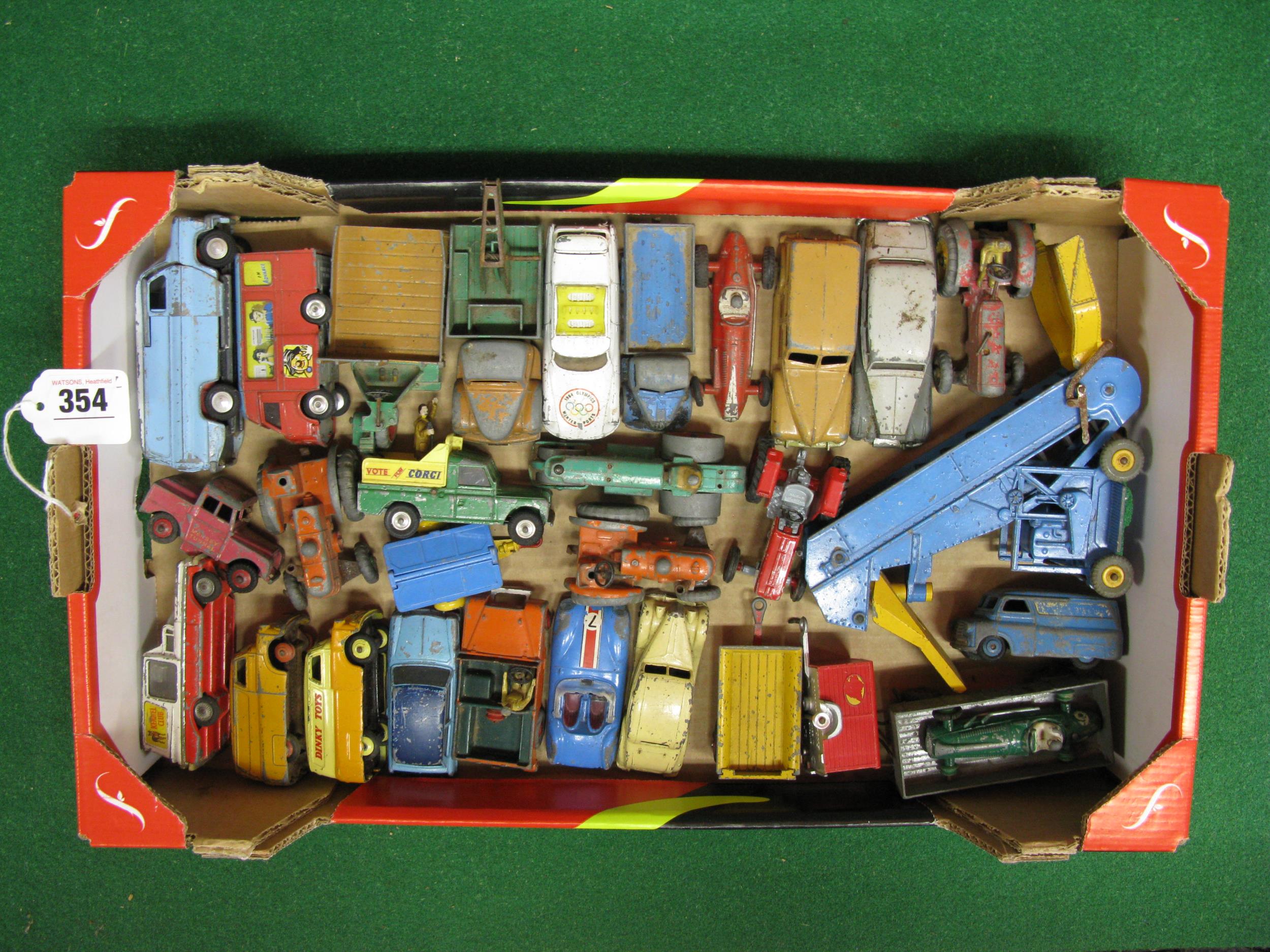 Box of approx thirty loose Corgi and Dinky diecast vehicles to include: Chipperfields booking office