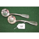Pair of Georgian sauce ladles having Fiddle and Shell pattern handles (5.7ozt) Please note