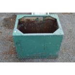 Green painted galvanised water tank - 23" wide Please note descriptions are not condition reports,