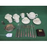 Quantity of Peninsular & Oriental Steam Navigation Company and P&O logo'd china and cutlery from