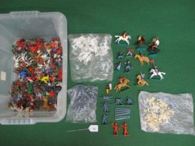 Quantity of loose playworn plastic figures from Crescent, Timpo, Herald, Britains, Lone-Star,