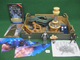 BBC 10th Dr Who Tardis playset including The Doctor and a Cyberman together with two hardback Star