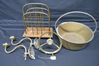 Quantity of metalware to include: pair of wall lights, Canterbury and preserving pan etc Please note