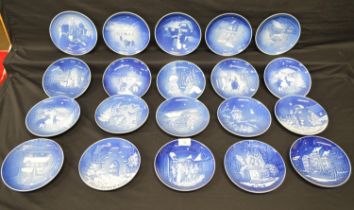 Group of twenty Bing & Grondahl Copenhagen Christmas plates dating from 1971 to 1989 to include