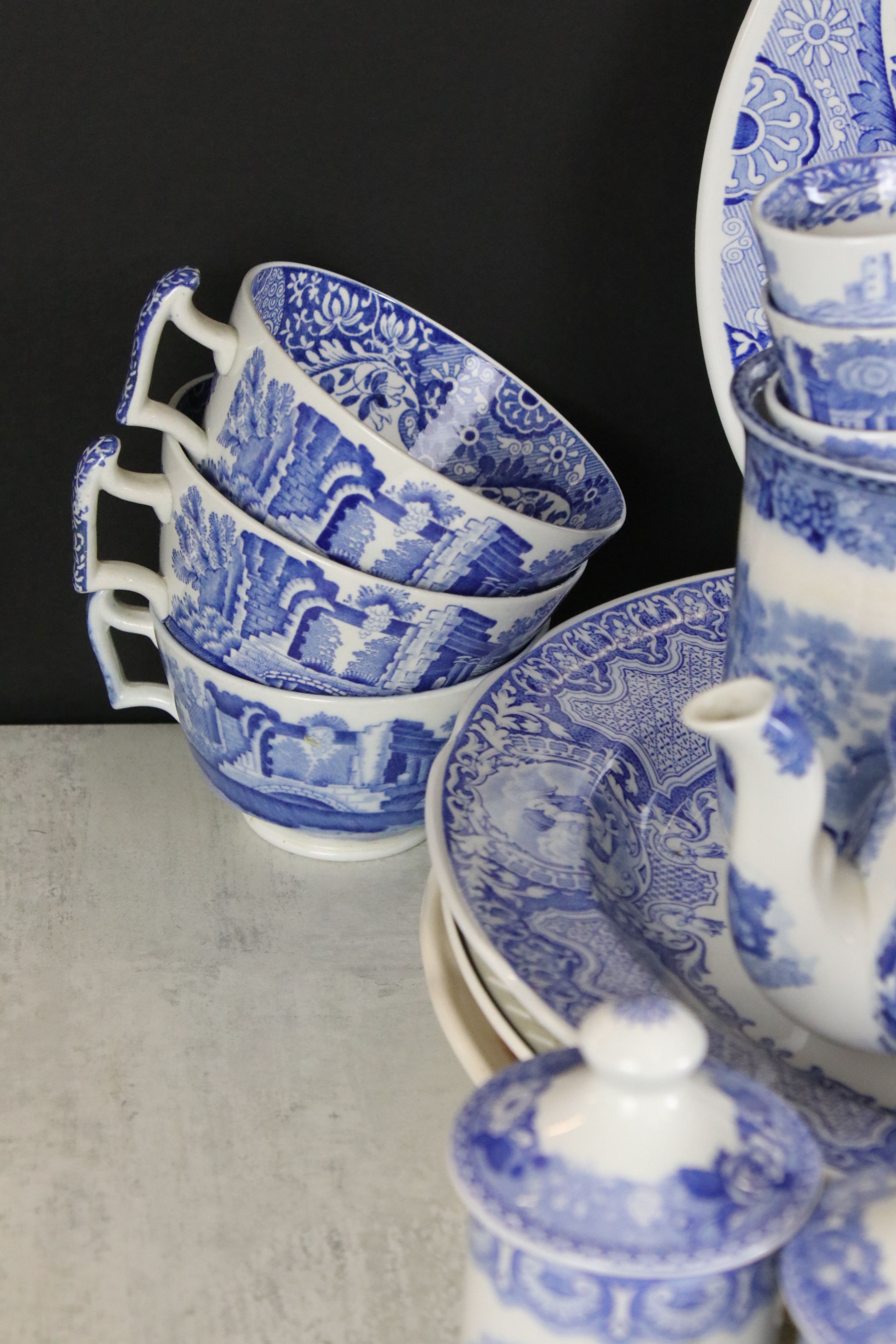 Copeland Spode Italian pattern ceramics, together with a quantity of contemporary Spode Italian - Image 8 of 10