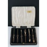 A fully hallmarked sterling silver cased set of six lobster spoons, assay marked for Birmingham