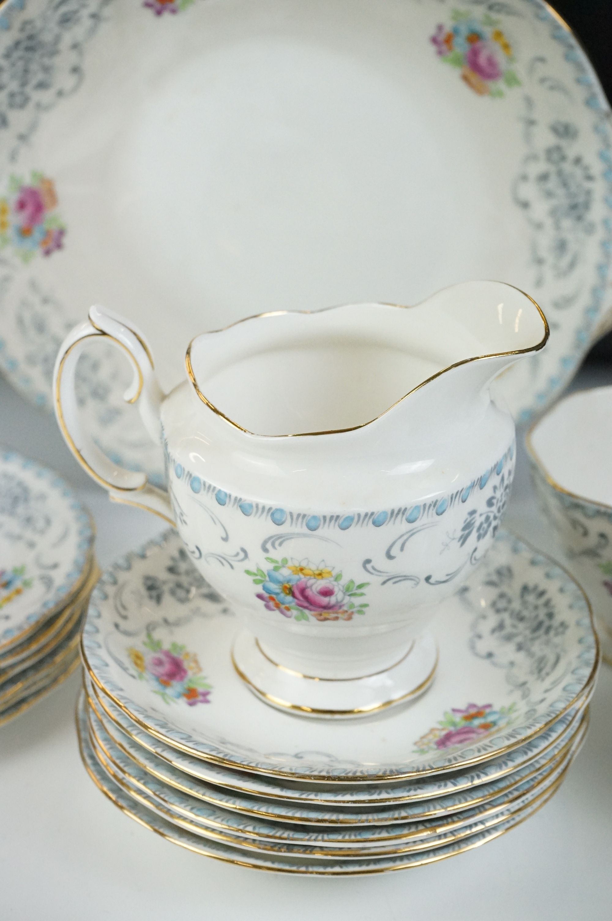 Royal Albert ' Domask ' pattern tea set, blue trio pattern no. 2693, Malvern shape, comprising 6 - Image 7 of 10