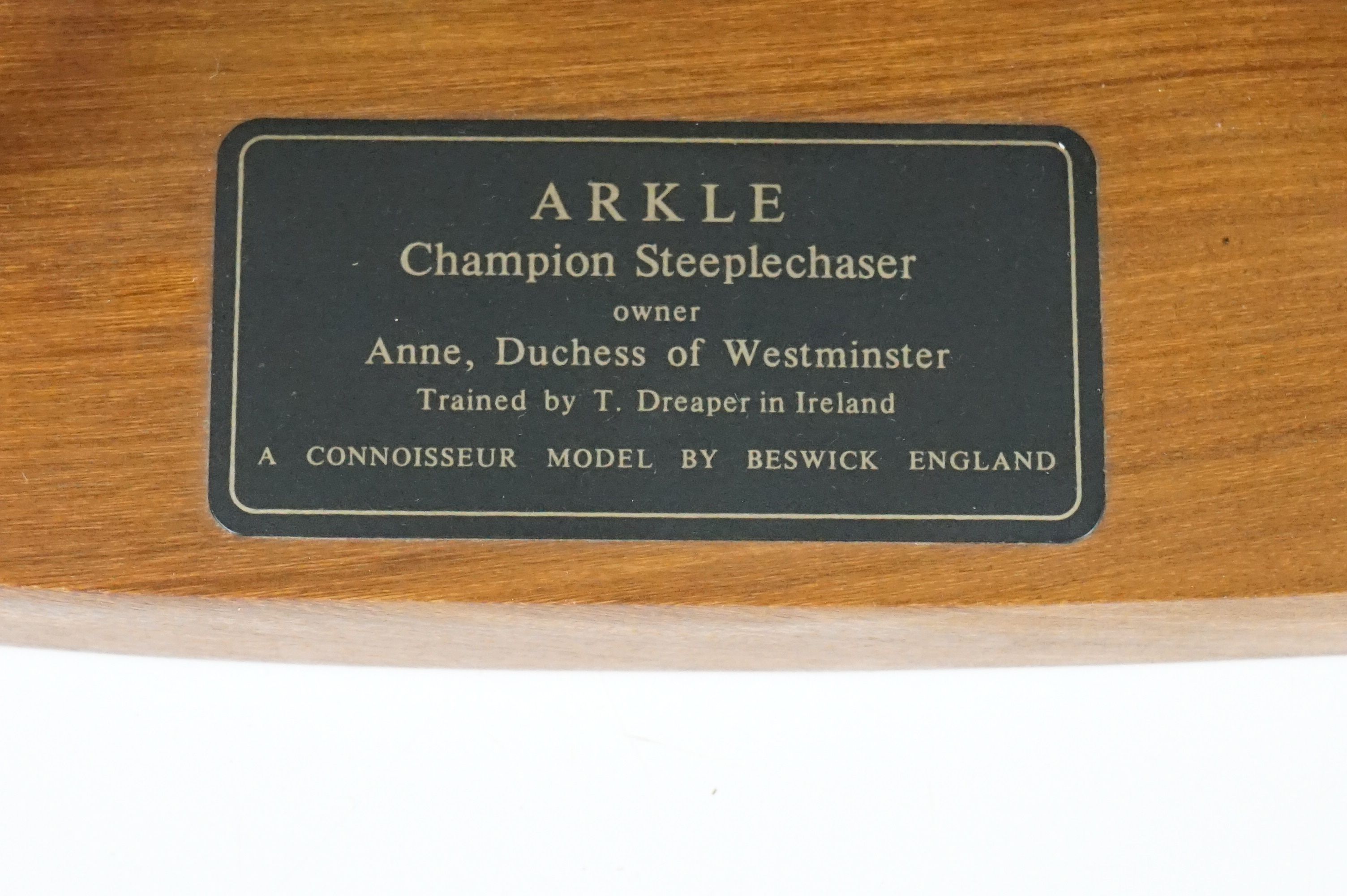 Beswick Connoisseur Model of ' Arkle, Champion Steeplechaser ' on wooden base, model no. 2065 - Image 2 of 6