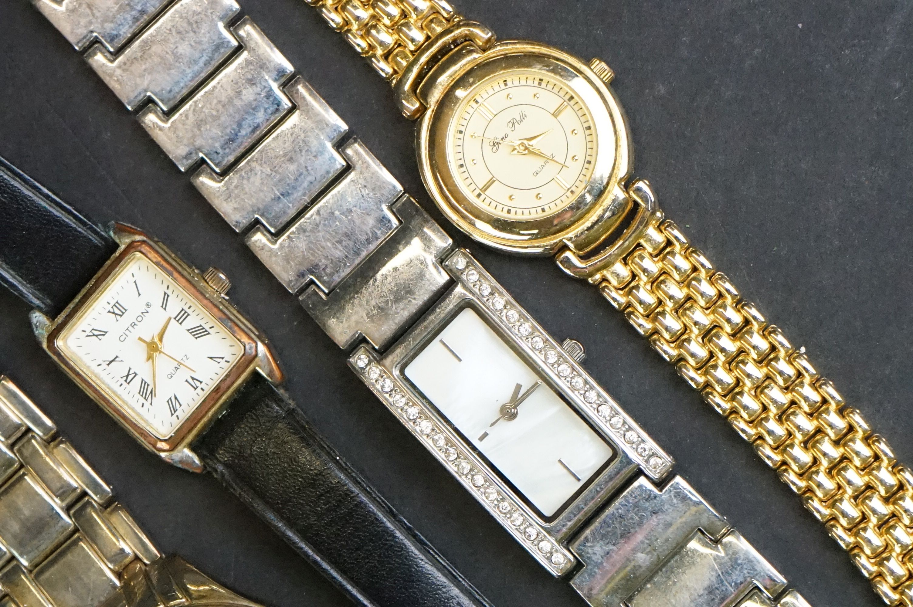 Collection of approximately Nineteen Wristwatches including Sekonda, Gucci and Accurist - Image 8 of 13