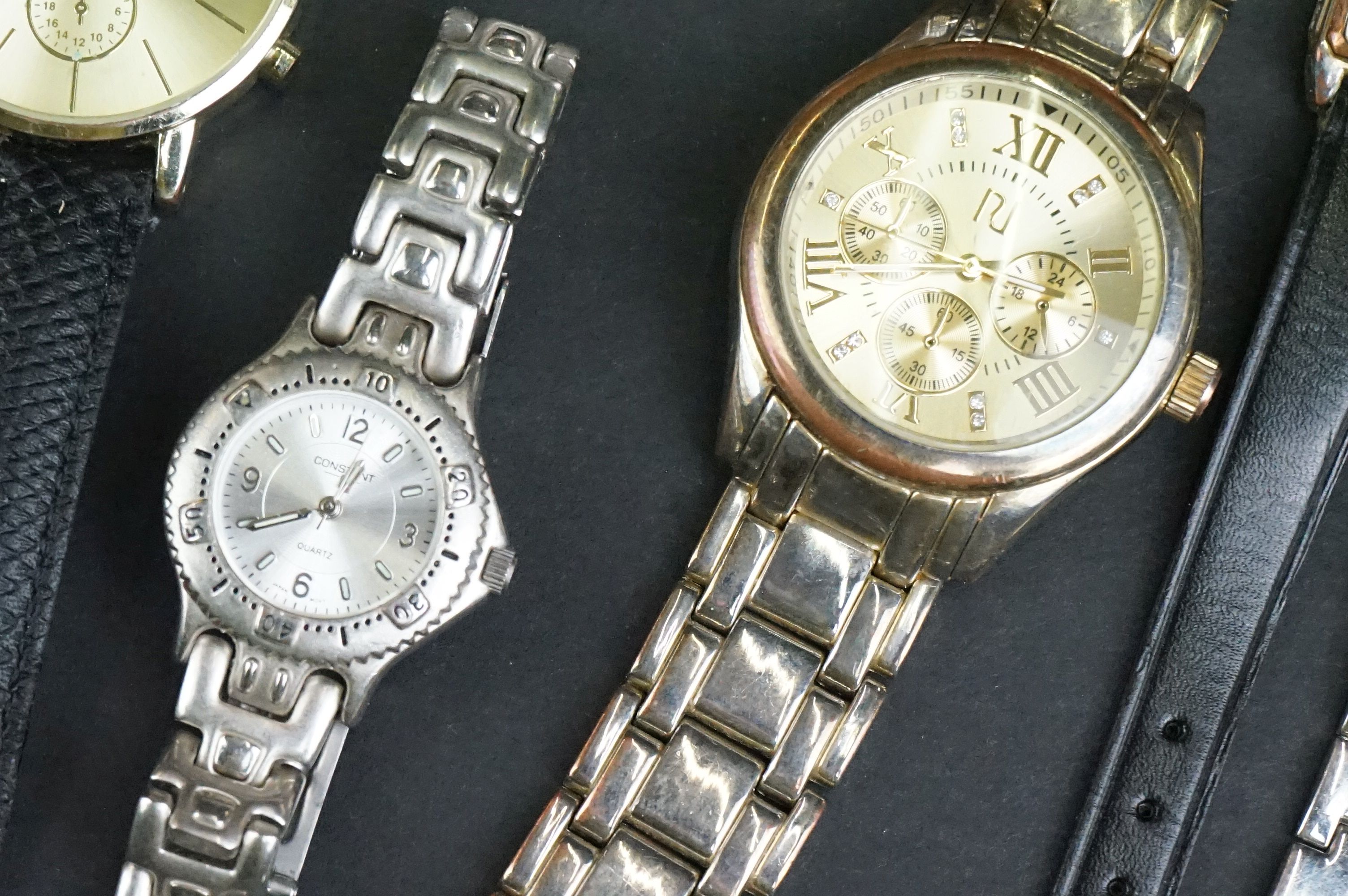 Collection of approximately Nineteen Wristwatches including Sekonda, Gucci and Accurist - Image 5 of 13
