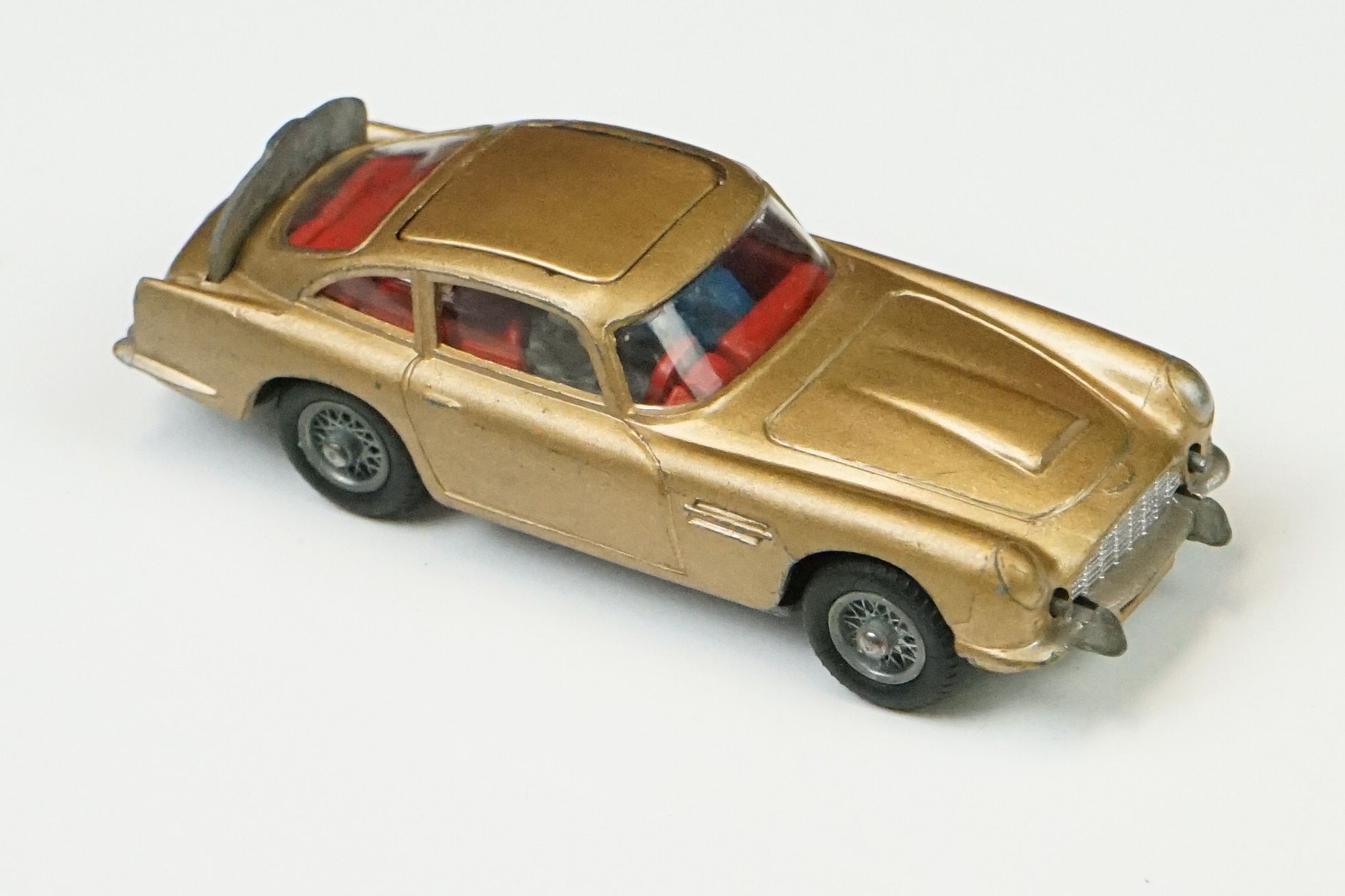 Boxed Corgi 261 James Bond Aston Martin DB5 diecast model with 2 x ejector figures, secret - Image 2 of 14