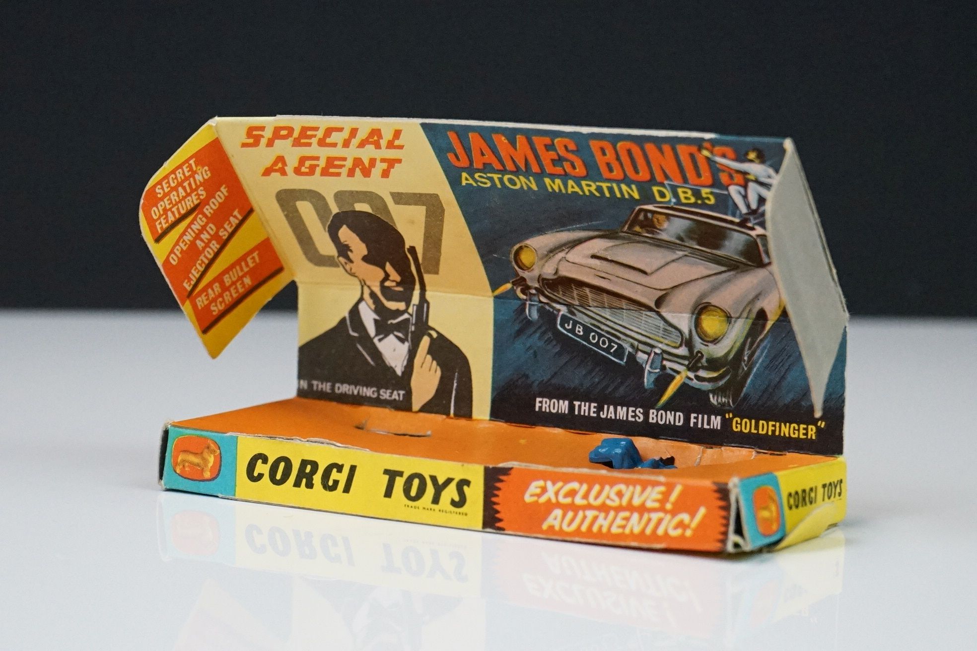 Boxed Corgi 261 James Bond Aston Martin DB5 diecast model with 2 x ejector figures, secret - Image 10 of 14