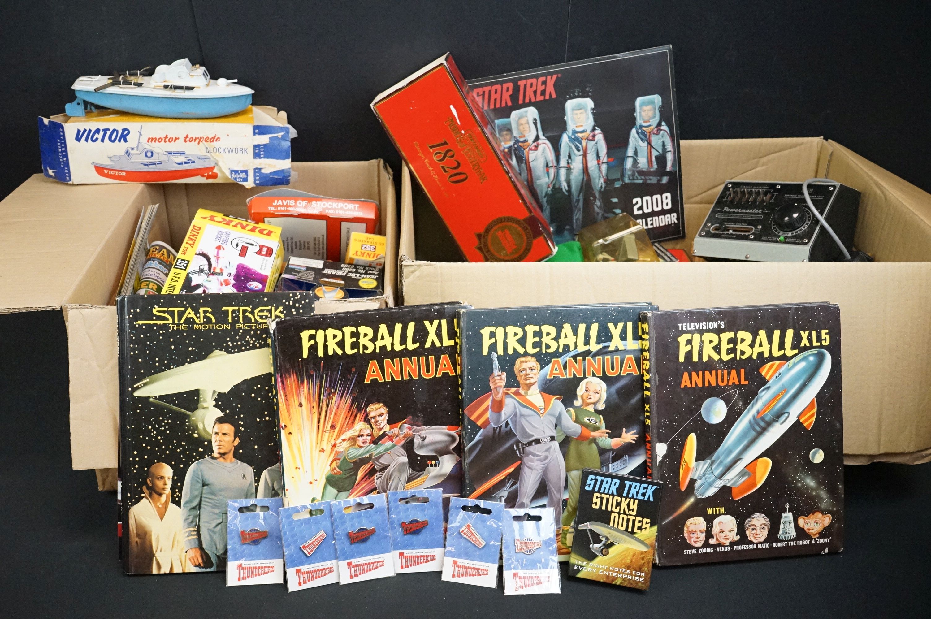 Quantity of mixed toys, books and collectables to include Star Trek & Fireball annuals, boxed