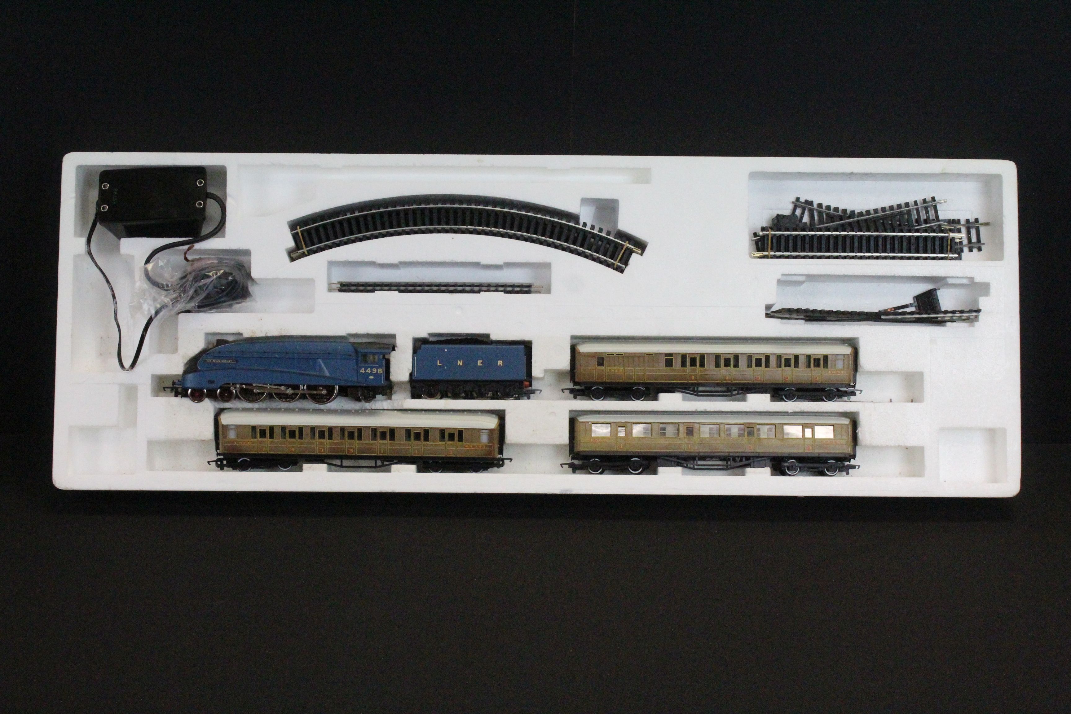 Three boxed Hornby OO gauge train sets to include R671 Country Local, R682 The Blue Streak and - Image 8 of 15