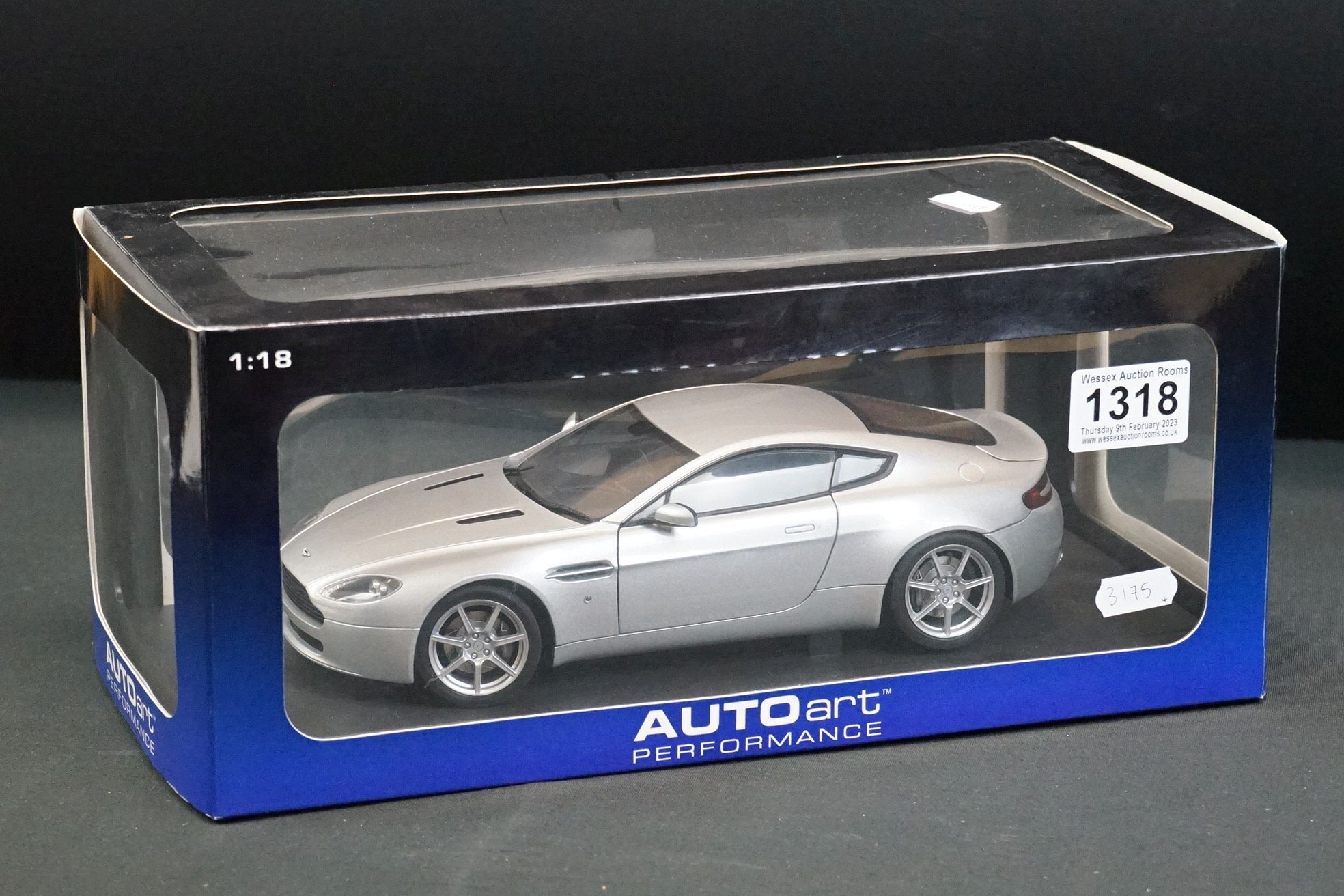 Four boxed 1/18 AutoArt diecast models to include 3 x Performance (Jaguar XK Convertible, Jaguar XKR - Image 4 of 5