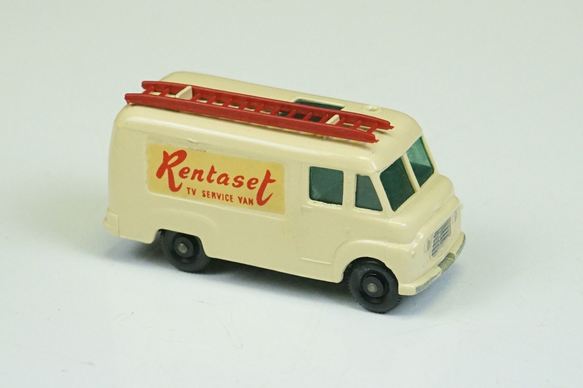 Three boxed Matchbox Lesney diecast models to include 20 Ever Ready Transport Truck, 62 TV Service - Image 4 of 21