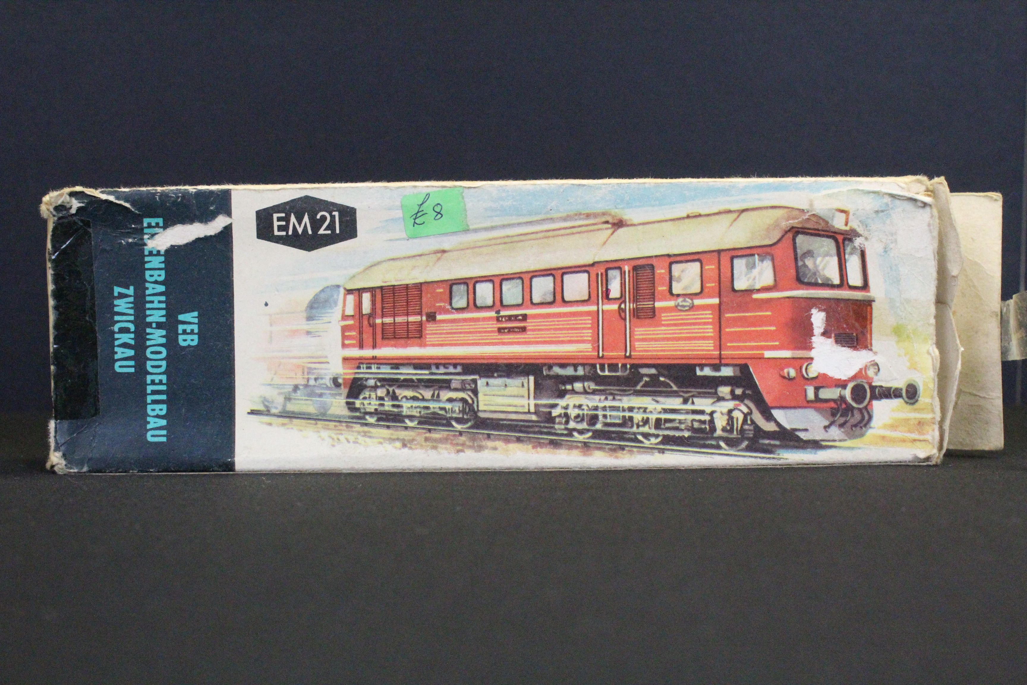 Five boxed OO / HO gauge locomotives to include Playcraft P842, Marklin 3000, Trix Vanguard etc, - Image 2 of 9