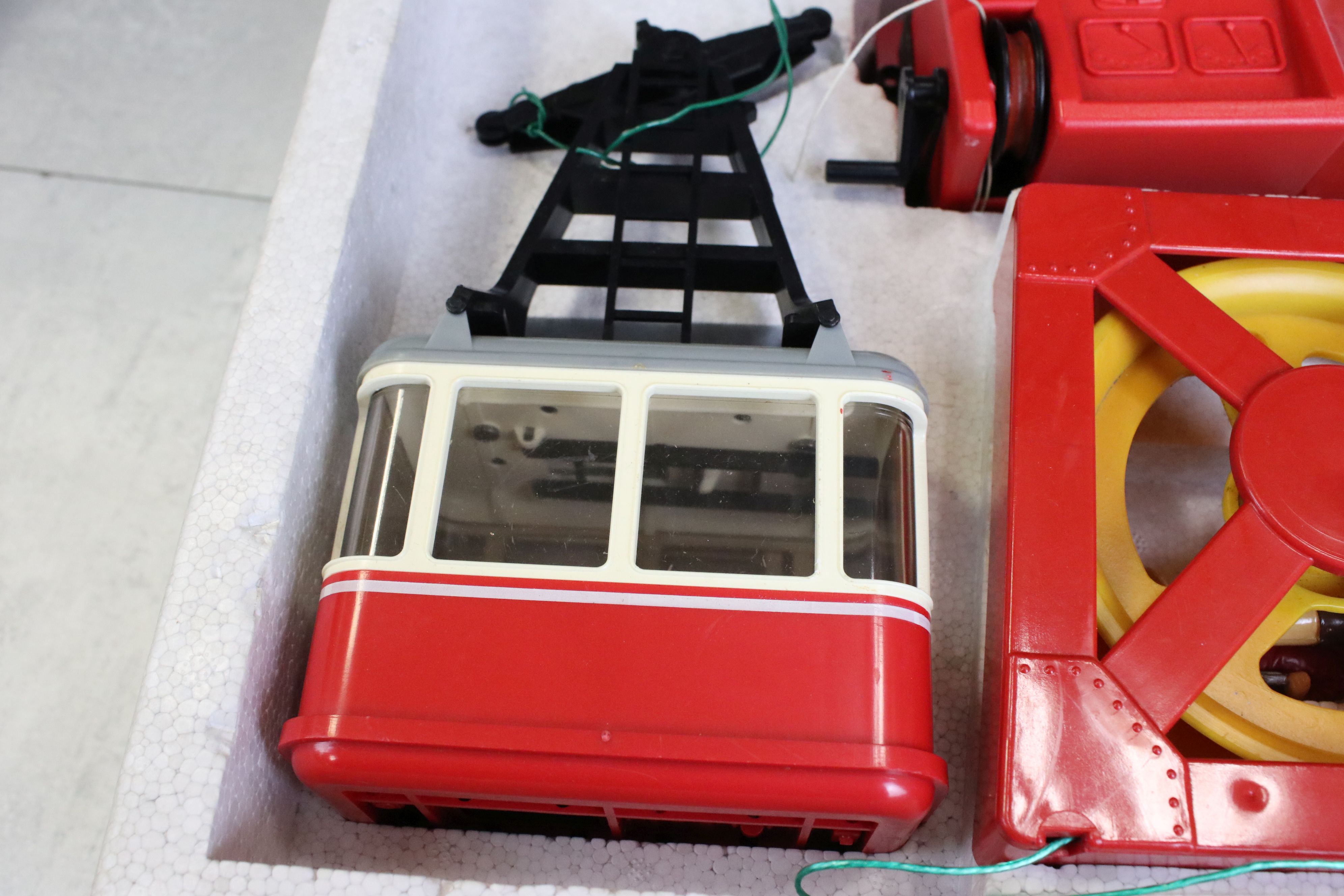 Boxed Lehmann Rigi Duo 9000 tin plate cable car set, appears complete - Image 4 of 4