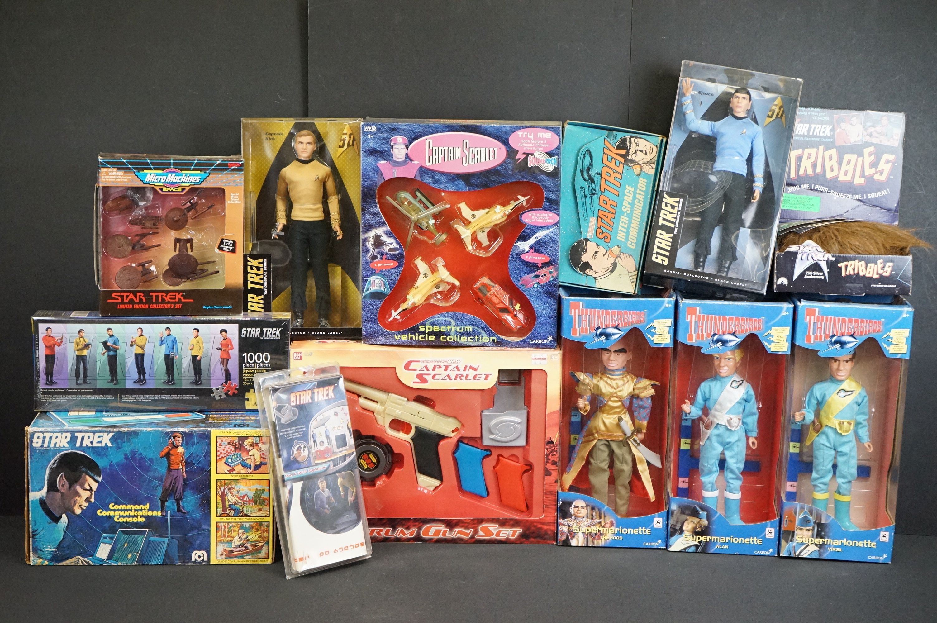 10 Boxed Sci Fi related figures & accessories featuring Star Trek and Gerry Anderson to include Star