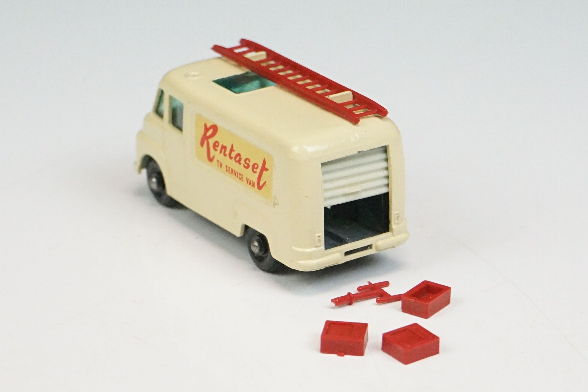 Three boxed Matchbox Lesney diecast models to include 20 Ever Ready Transport Truck, 62 TV Service - Image 6 of 21