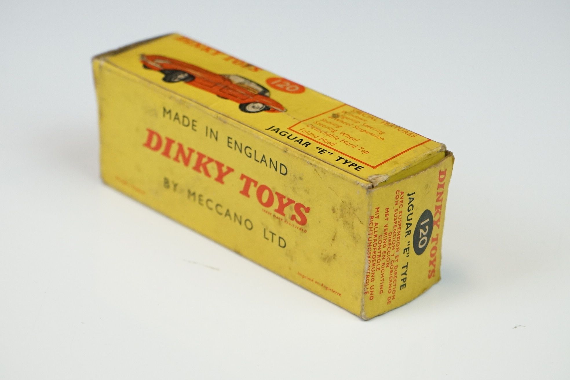 Four boxed Dinky diecast models to include French 518 Renault 4L in brick red, 162 Ford Zephyr - Image 19 of 37