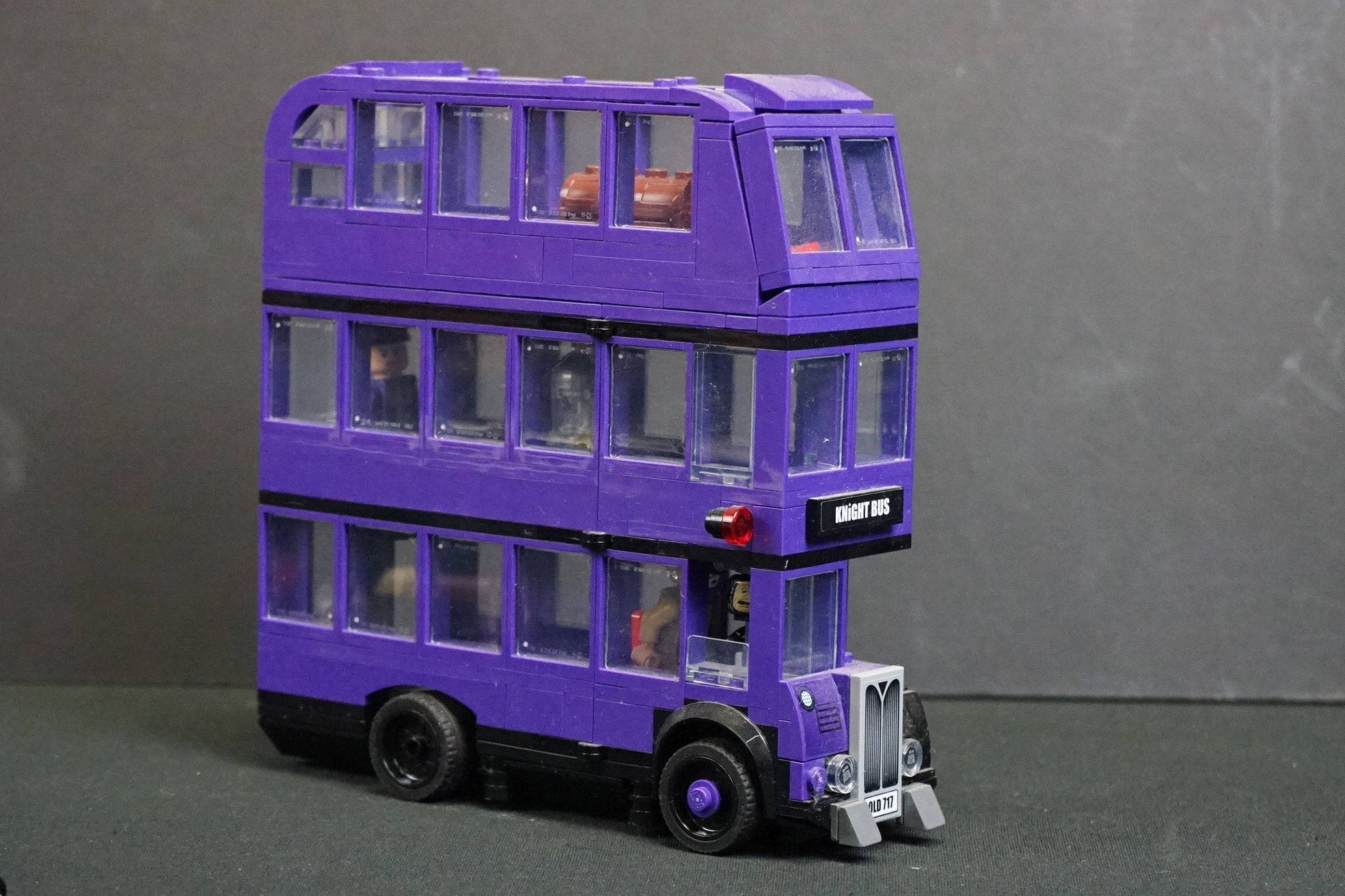 Lego - Boxed Harry Potter 75957 The Knight Bus set, with minifigures and instructions, built, - Image 3 of 8