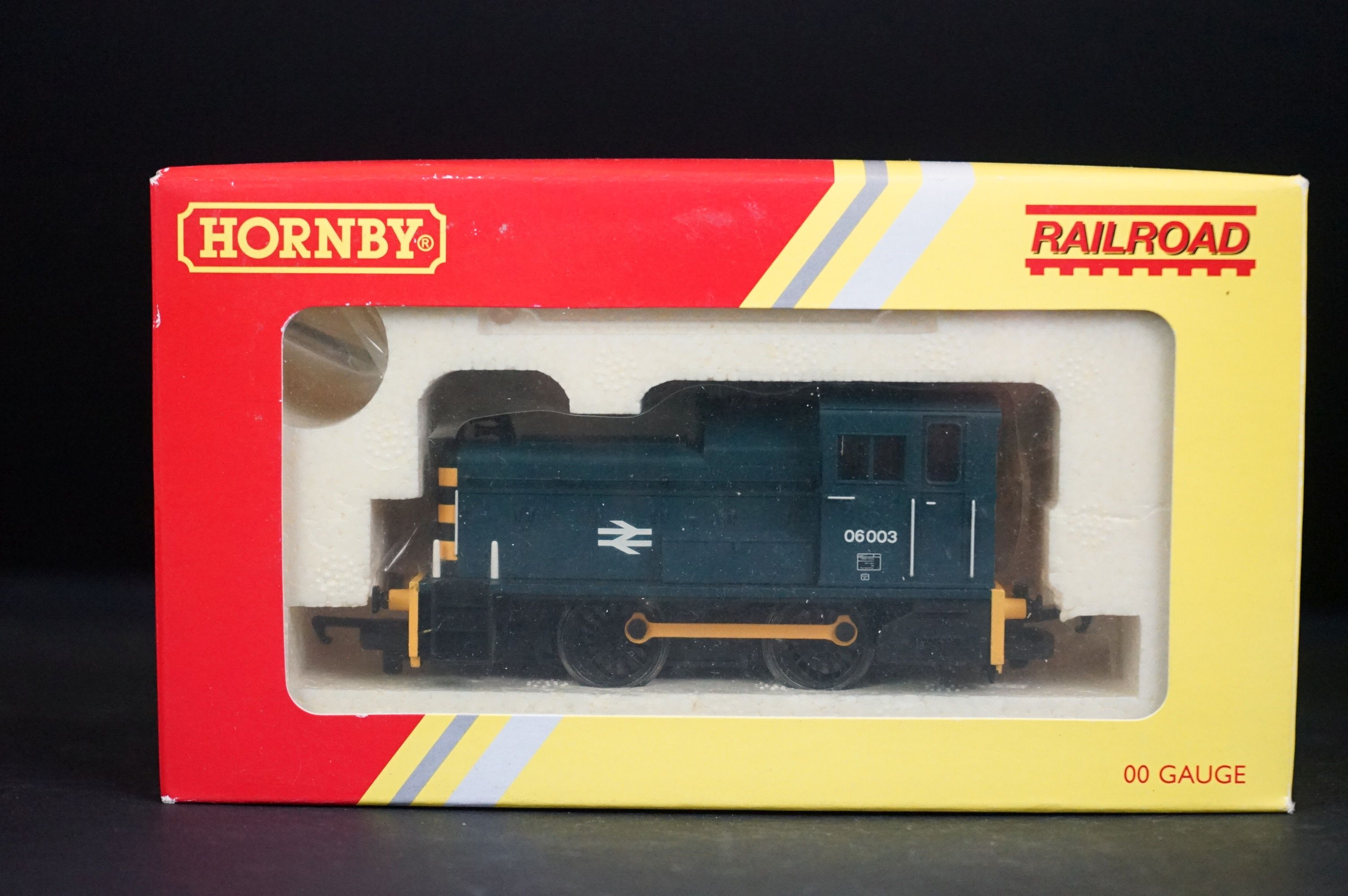 Four boxed Hornby OO gauge Railroad locomotives to include R2879 BR Class 55 St Paddy 55001, R2674 - Image 3 of 7