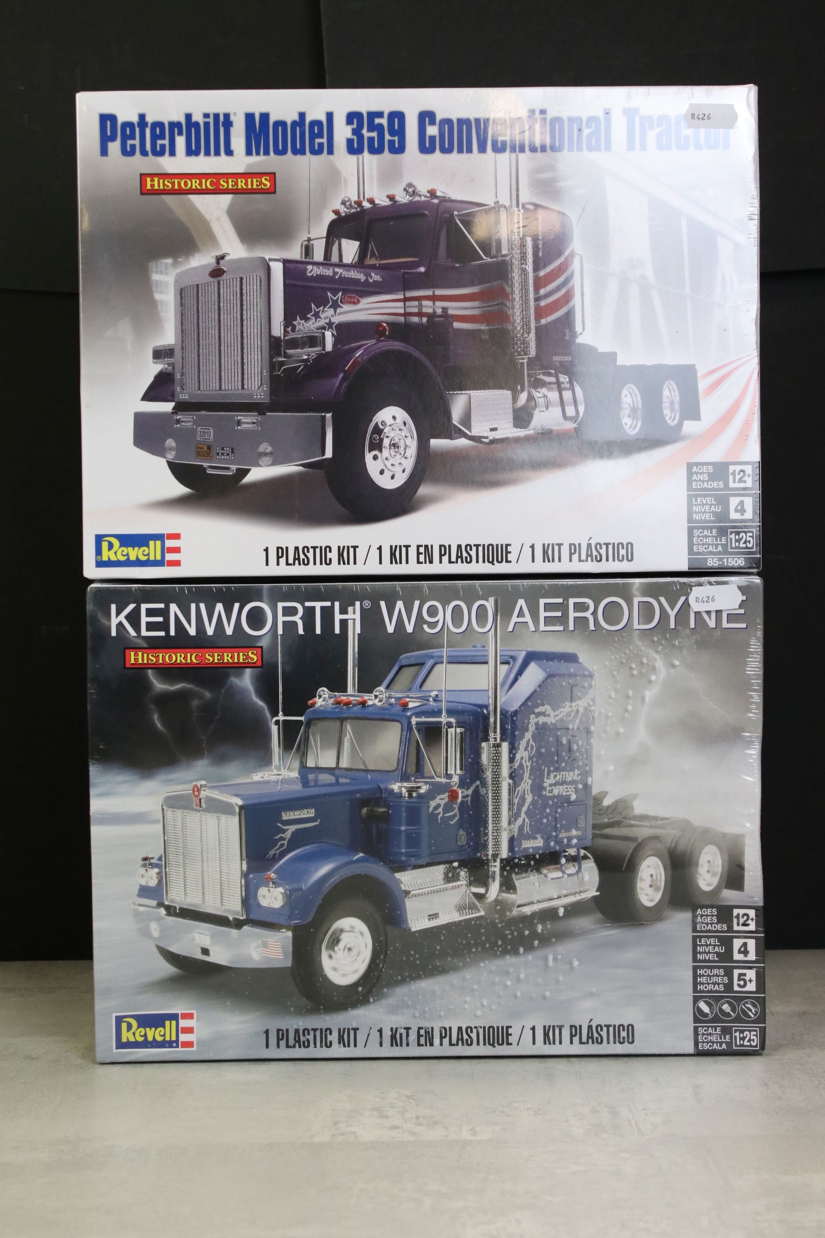 Six Boxed & unbuilt plastic model kits to include 4 x 1:24 Italeri (3820 American Superliner, 3915 - Image 6 of 6