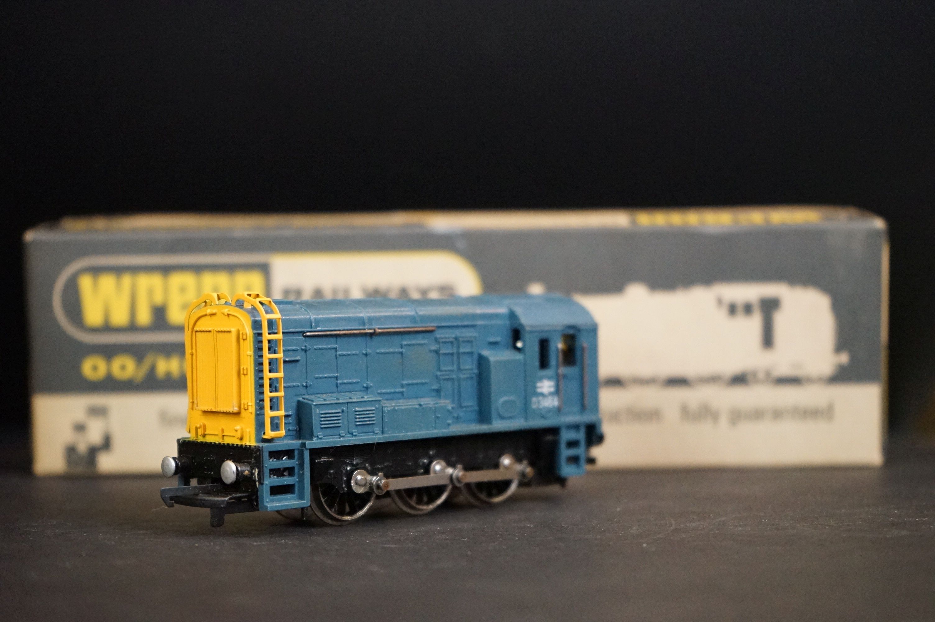 Four boxed OO gauge locomotives to include Wrenn W2230 Bo Bo Diesel Electric Green BR, 2 x - Image 2 of 12