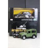 Boxed Rastar Land Rover R/C 1/14 scale Range Rover Sport, together with a boxed 1/24 R/C Battle Tank