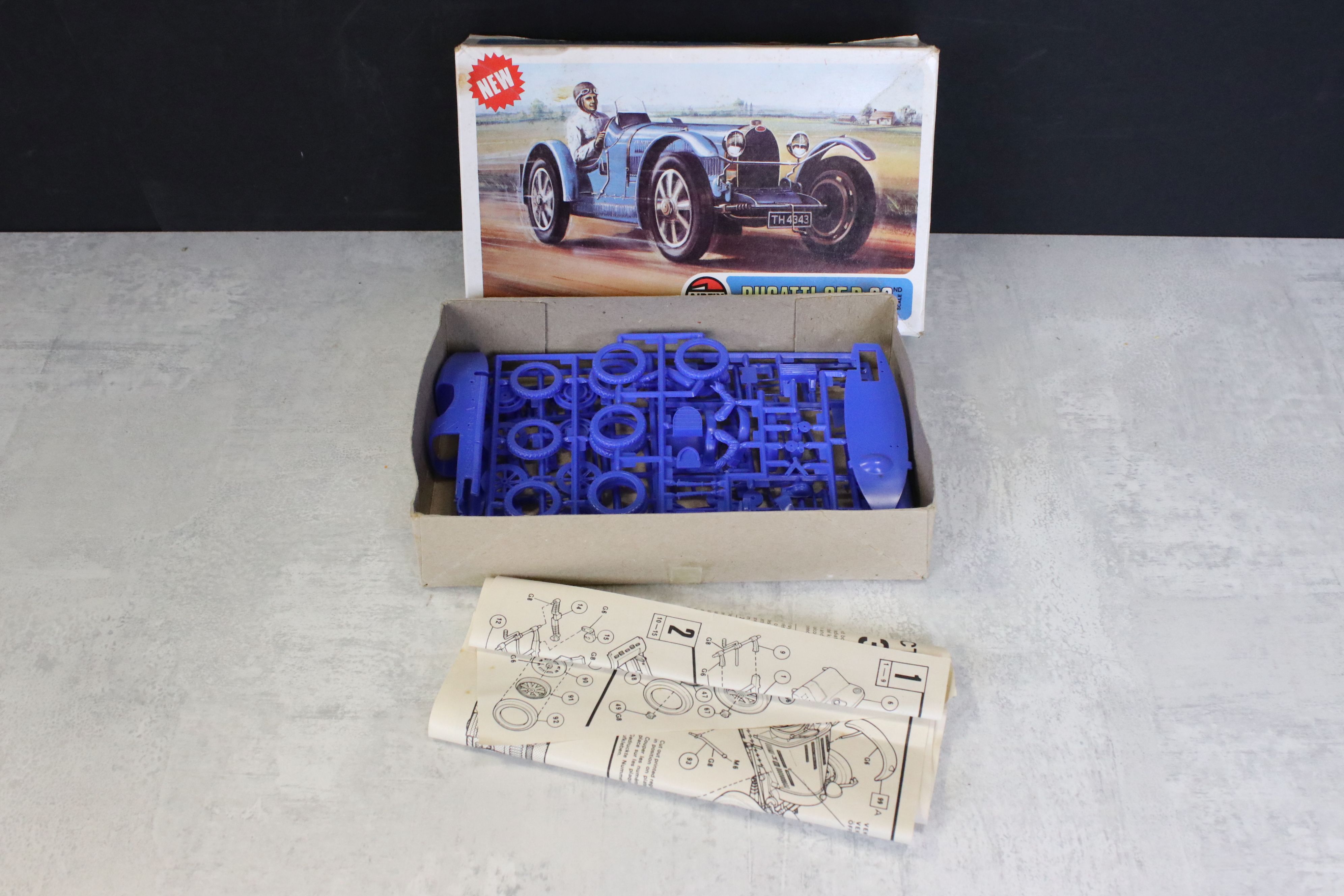 13 Boxed plastic model kits to include 2 x UPC (Tally Ho Coach & Covered Wagon), Tamiya Japanese - Image 5 of 10