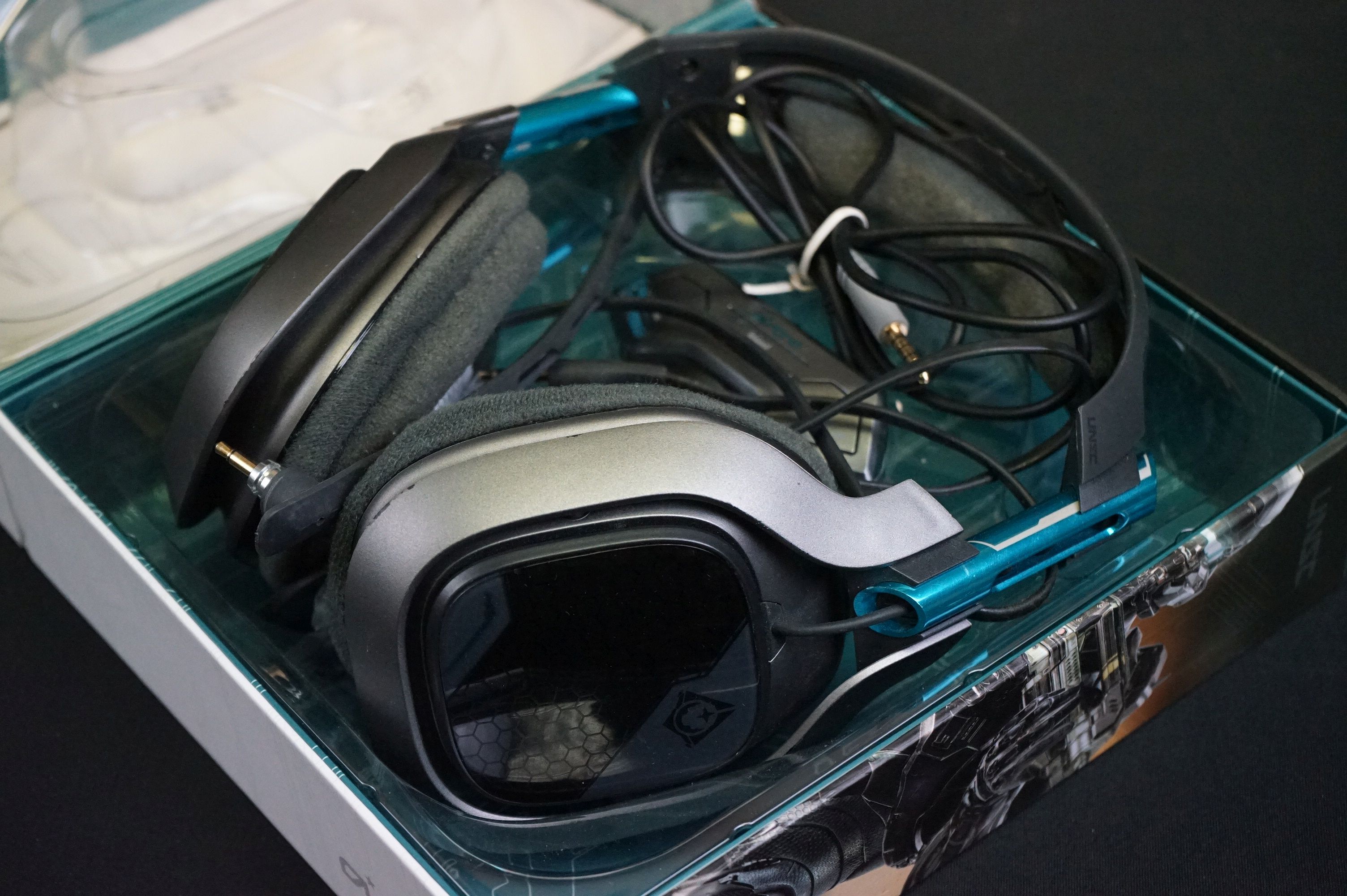 Retro Gaming - Three boxed Astro Gaming Headsets to include Astro A50 Wireless (base, headset, mic & - Image 14 of 17