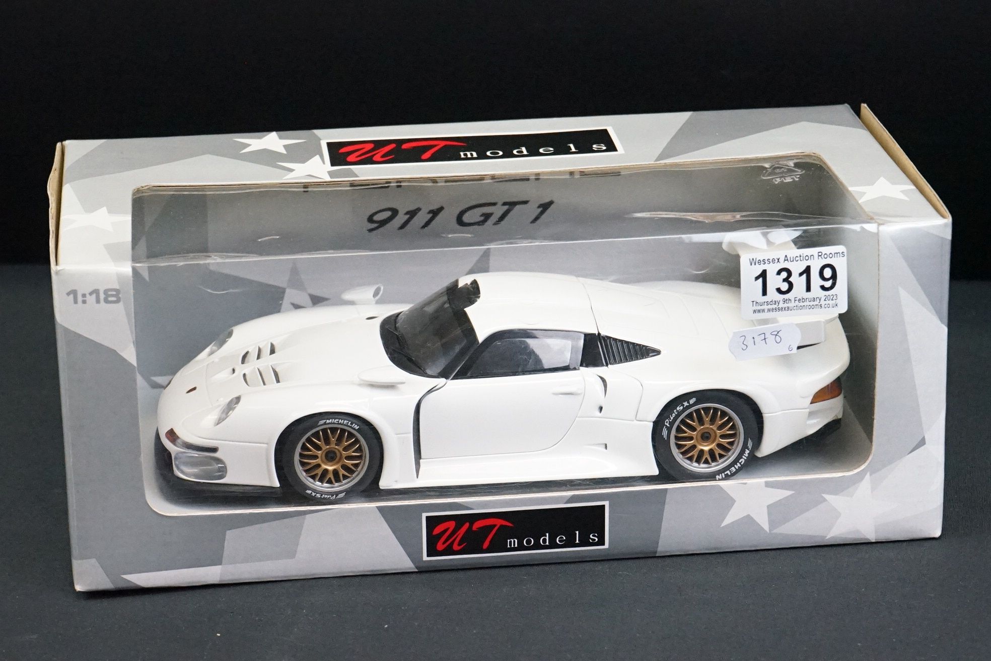 Six boxed 1/18 UT Models diecast models to include McLaren F1 GTR 530 151890, Porsche 911 GT1, - Image 6 of 6