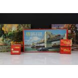 Boxed Triang OO gauge R264 Grand Victorian Suspension Bridge set (unchecked but does appear good)