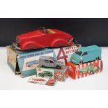 Two boxed plastic models to include Chiqui Cars 2007 Citroen Furgoneta 2 CV in grey and Rico 707