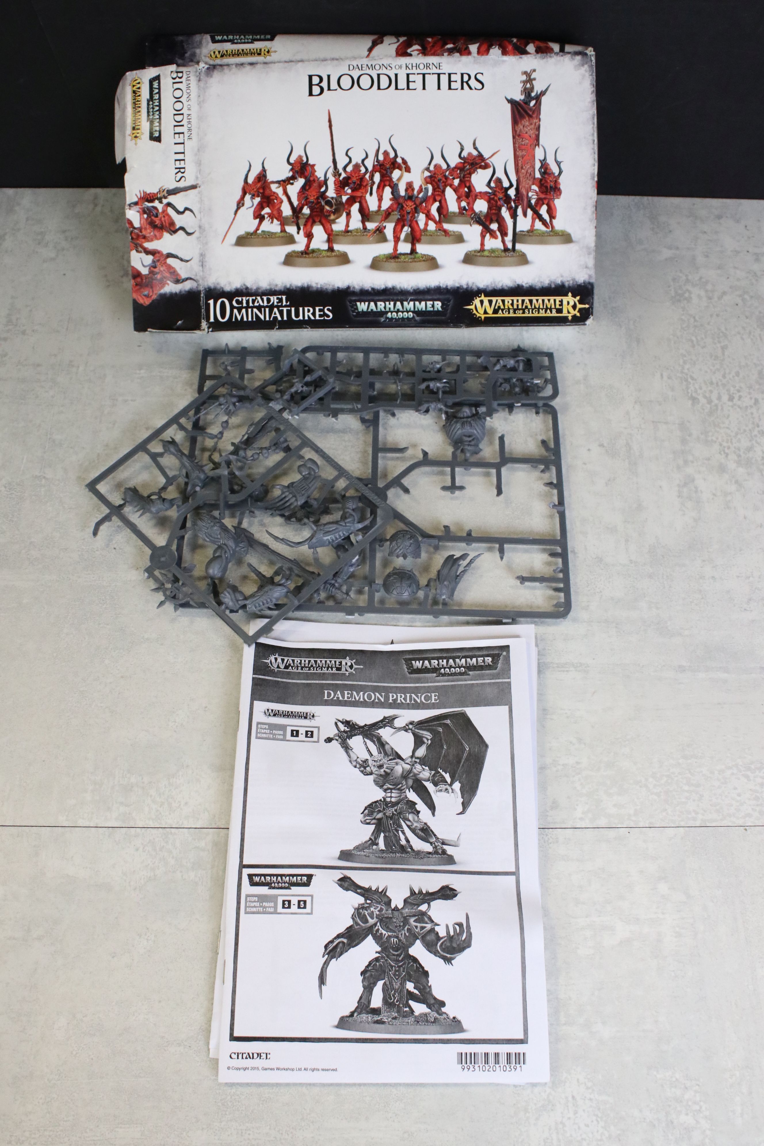 War Gaming - Collection of war/fantasy gaming figures & accessories to include sealed Games Workshop - Image 7 of 15