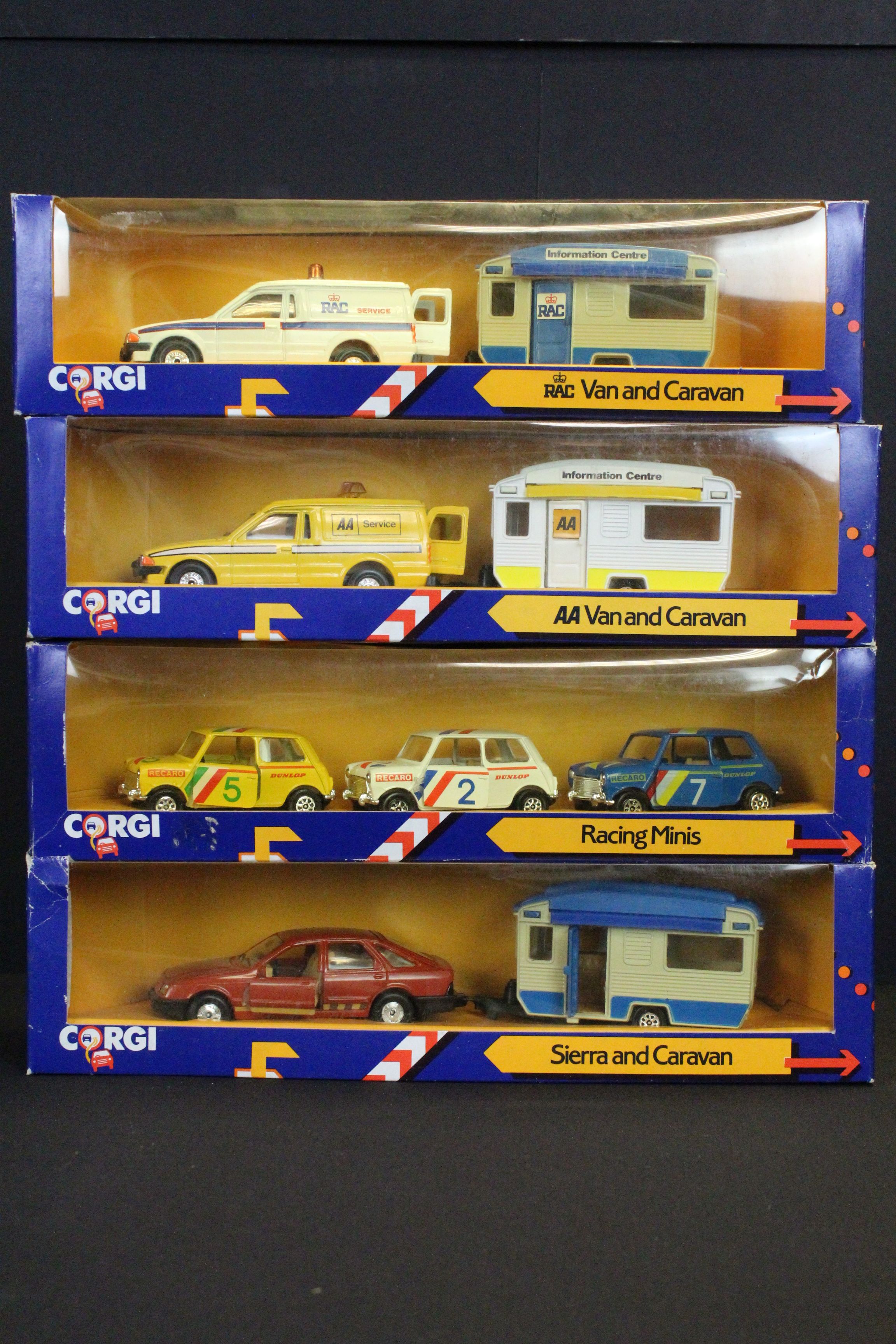 29 Boxed Corgi diecast models to include Jaguar Track Car, Iveco Container Truck, Royal Mail Van, - Image 3 of 9