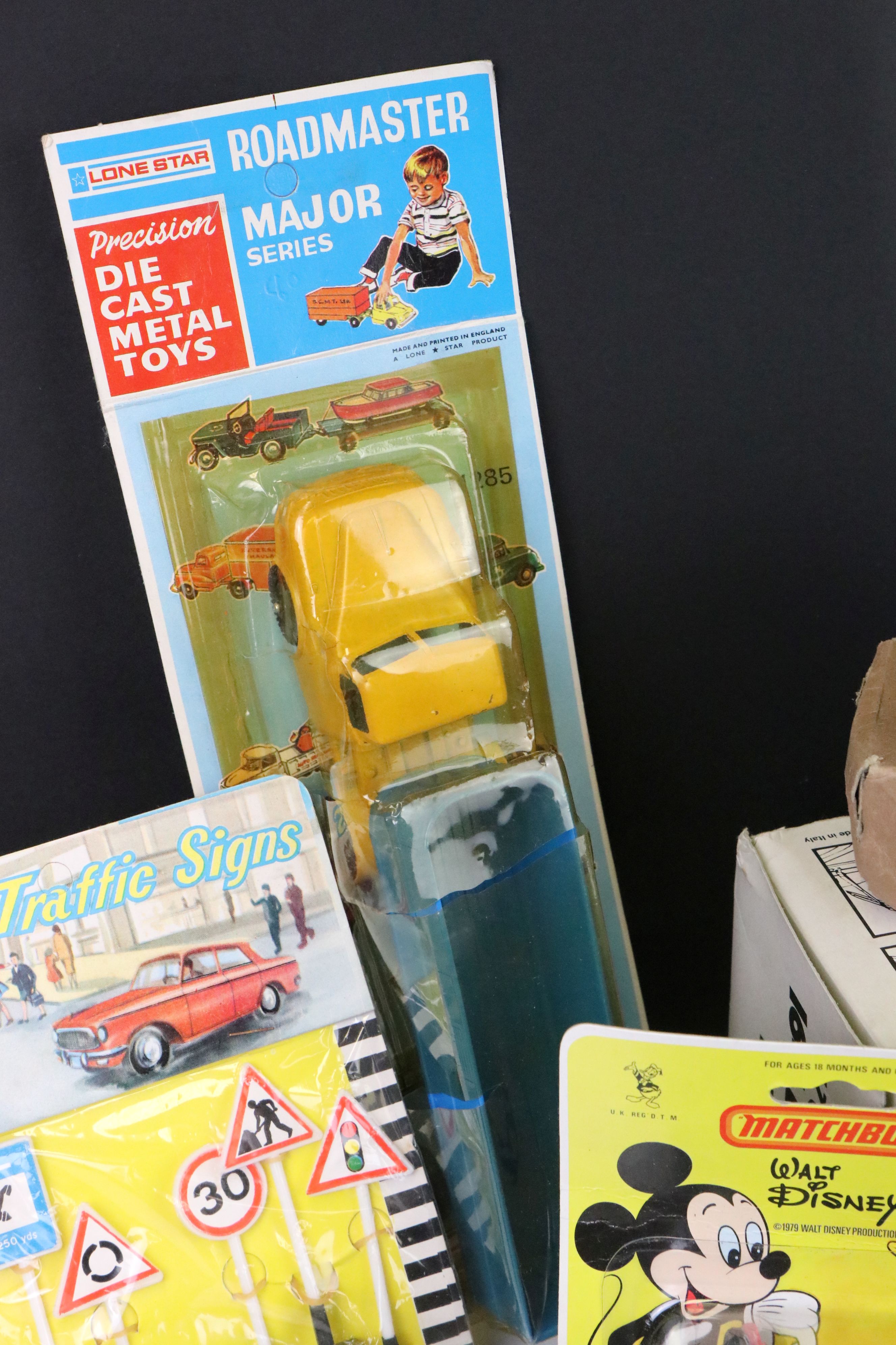 Quantity of diecast models to include boxed Dinky Supertoys 936 Leyland 8 Wheeled Chassis with 3 x - Image 7 of 10