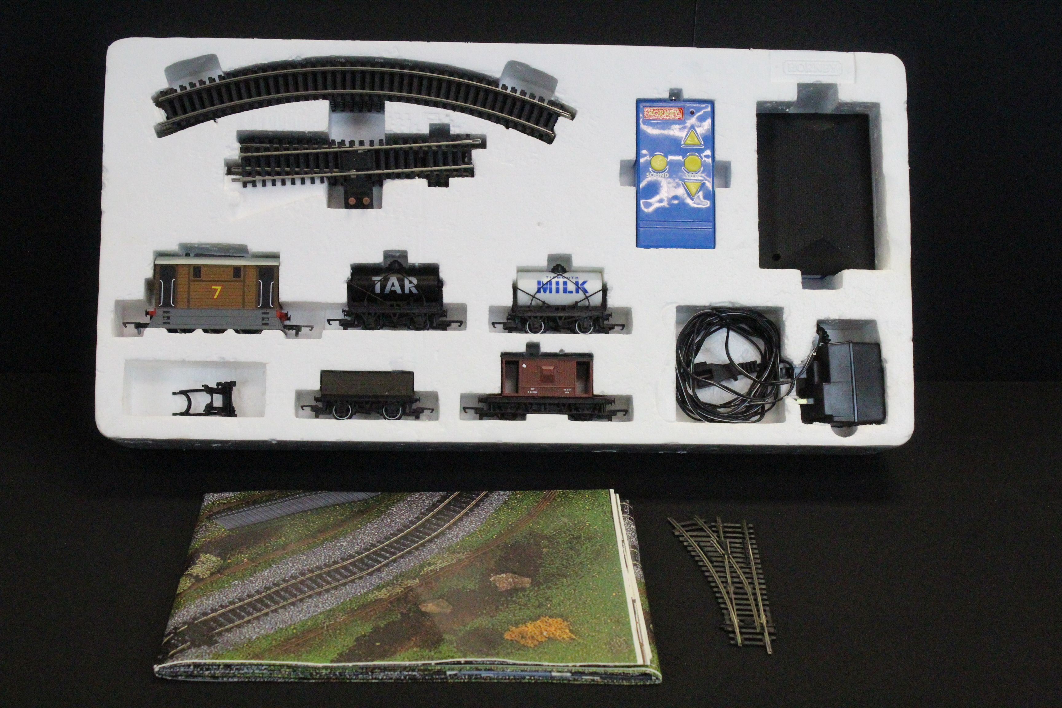 Boxed Hornby OO gauge R9044 Thomas & Friends Toby Electric Train Set, complete - Image 4 of 7