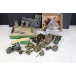 Collection of around 45 plastic & play worn metal soldier figures to include Lone Star Harvey