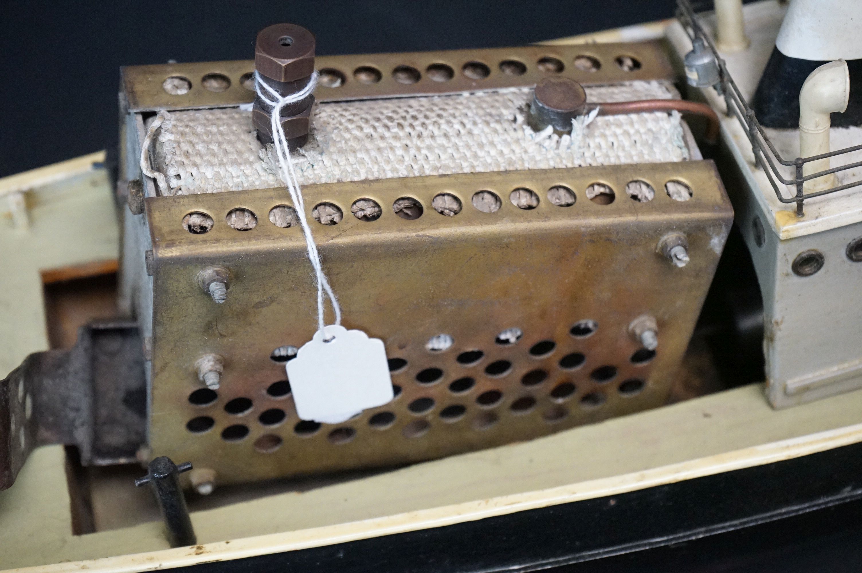 Wooden scale model of Southampton tug boat ' Albion ' steam powered, approx length 60cm, together - Image 17 of 27