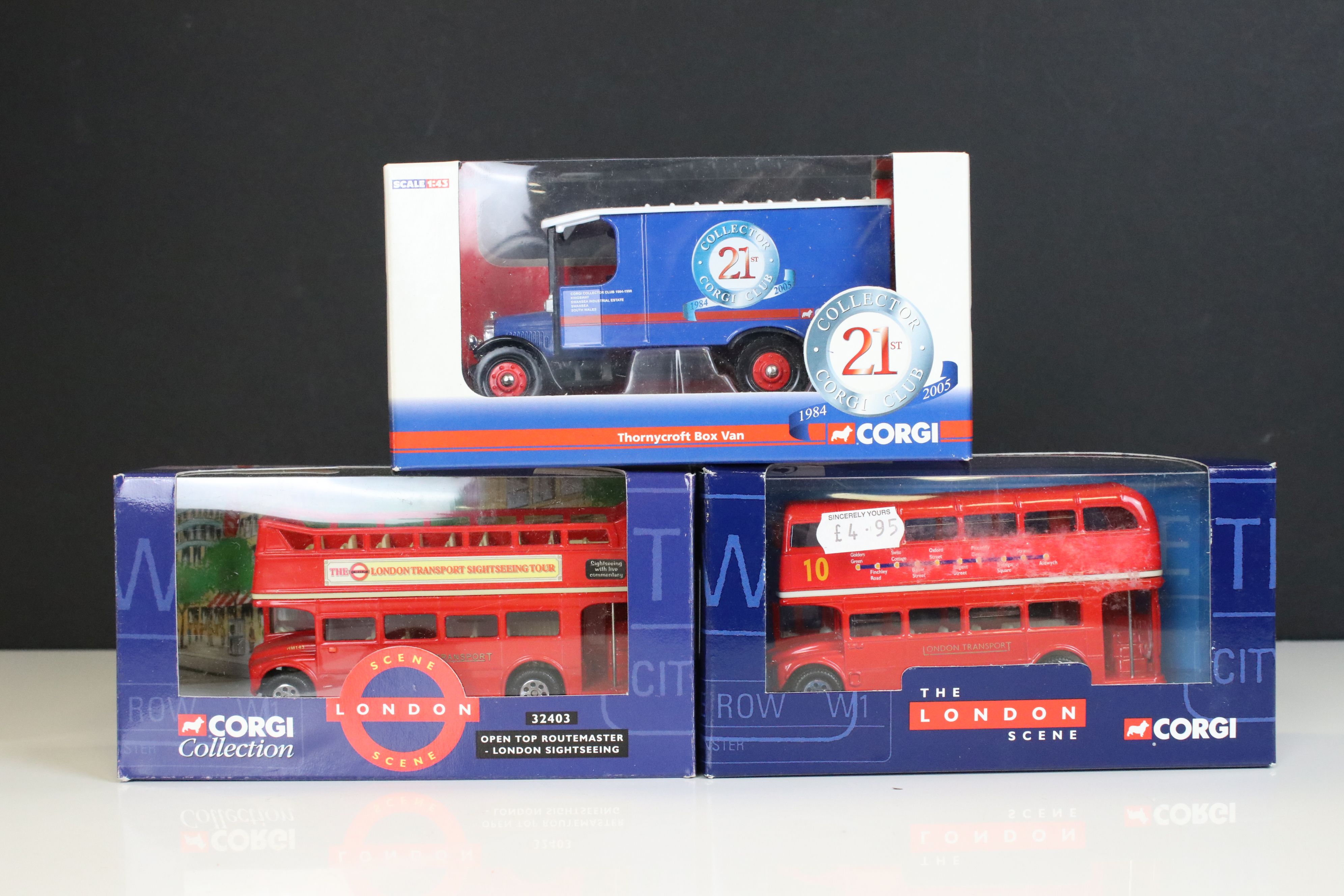 23 Boxed Corgi diecast models to include 5 x Her Majesty The Queens 40th Anniversary (97153, - Image 5 of 10