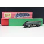 Four Hornby Dublo locomotives to include 2225 LMR 2-8-0 8F in reproduction box, Cardiff Castle,